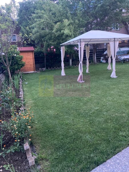 Vila de vanzare in Busteni - Zona semicentrala